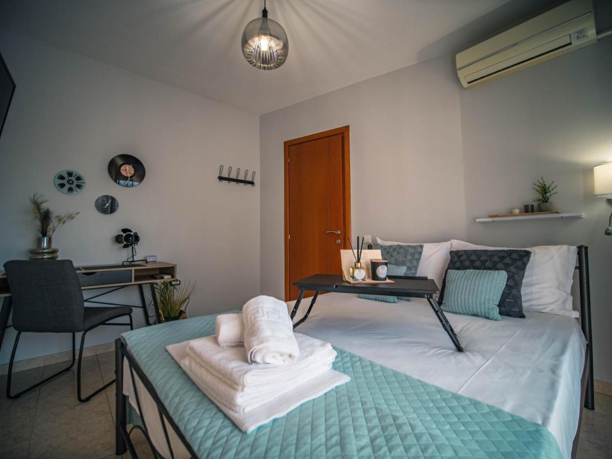 Menta Retro - Central Spot Apartments Volos Exterior photo